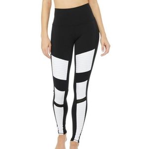 GUC | Alo Yoga | HighWaisted Moto Leggings Black and White | Size L